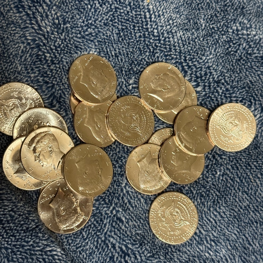 Collection of Kennedy Half Dollars 2025 Brilliant Uncirculated 20 coins - Picture 6 of 6
